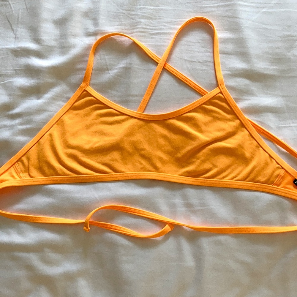 NWOT Jolyn Ryan Bikini Top